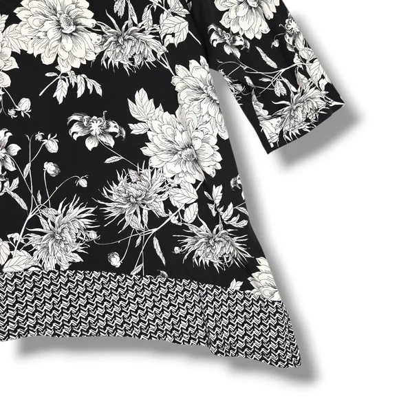 Karen Kane Size 2X Black White  Floral Top Wrinkle Free Tunic - Picture 13 of 16